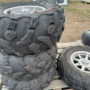 Quad tires on for bolt rims