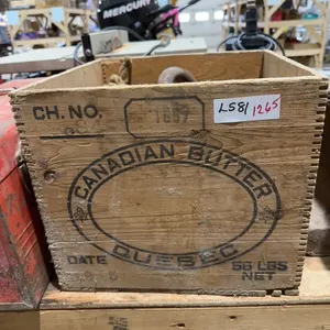 Canadian butter box containing chain falls