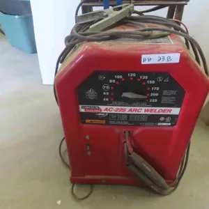 Lincoln AC 225 Welder 