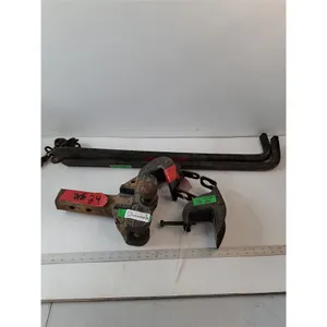 Equalizer 2" Hitch Complete with Brackets and Load Level Bars-Cannot Ship