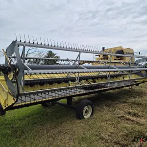 Honey Bee SP25 Straight Cut Combine Header
 UNRESERVED
