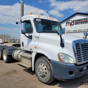 2012 Freightliner Cascadia T/A Day Cab Semi Truck
 UNRESERVED