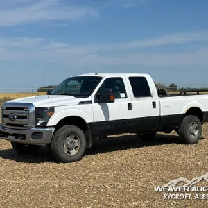 2013 FORD F350 XLT CREW CAB PICKUP