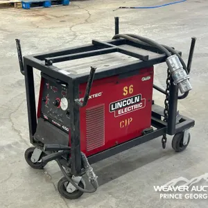 LINCOLN FLEXTEC 450 WELDER