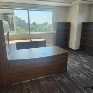 U-Shaped Desk w/ (2) Book Shelves and Round Table
 UNRESERVED