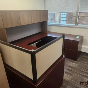 U-Shaped Desk
 UNRESERVED