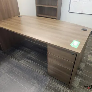 U-Shaped Desk w/ Book Shelf and Chair
 UNRESERVED