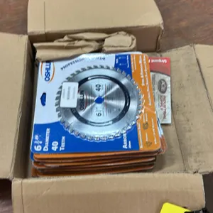 Assorted saw blades