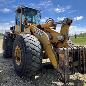 2000 John Deere 744H Wheel Loader  
 UNRESERVED