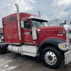2003 International 9900 T/A Sleeper Semi Truck