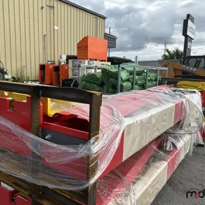 2025 AGT ATK-B1000 2-Post Base Plate Auto Lift
 UNRESERVED