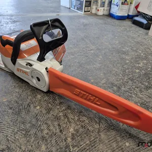 STIHL MSA 140C Electric Chainsaw w/ Battery
 UNRESERVED