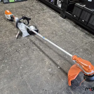 STIHL FS 60 Electric Trimmer w/ Battery & Charger
 UNRESERVED
