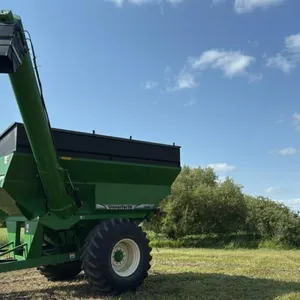 Unverferth 8250 grain cart s/nB22-330-157