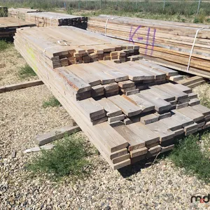 Bundle of Different Sizes of Wood (Approx. 2" Thick)
 UNRESERVED
