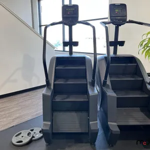 Precor SCL 835 Stair Climber
 UNRESERVED