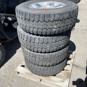 (4) Tires on 8-Bolt Rims (275/70R18)
 UNRESERVED