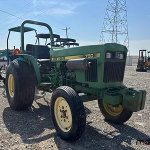 John Deere 750 Tractor