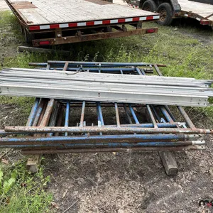 Scaffolding Uprights, Cross Members and Plank
 UNRESERVED