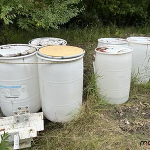 (6) Plastic Drums
 UNRESERVED