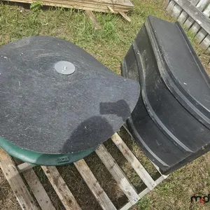 Sled and Feeding Bowl w/ Cover
 UNRESERVED