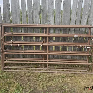 (3) 9.5' Corral Panels
 UNRESERVED
