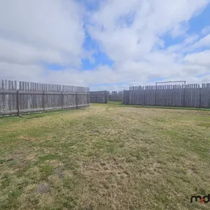 (2) Wind Shelters
 UNRESERVED