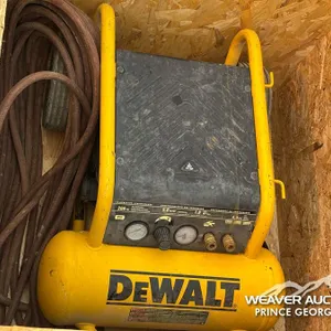 DEWALT 1.6 HP AIR COMPRESSOR & TOOLS