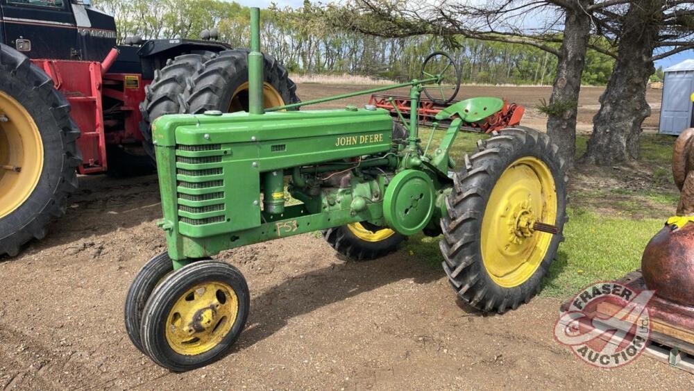 JD H Tractor, S/N 18587, F53