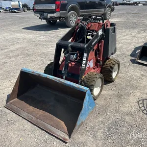 Toro 322 Mini Skid Steer Loader
