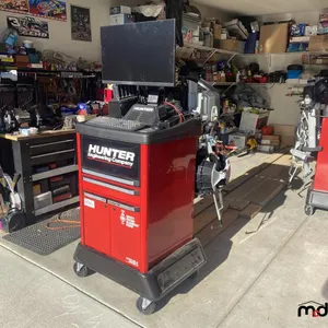 Hunter Engineering Company 670 WinAlign HD Heavy Duty Wheel Alignment Machine
 UNRESERVED