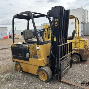 Caterpillar 450B Forklift w/ Charger (Non-Runner)
 UNRESERVED