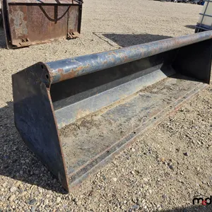 Bobcat 68" Bucket Skid Steer Attachment
 UNRESERVED