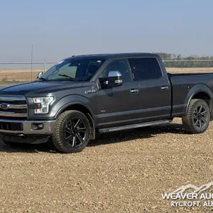 2015 FORD F150 LARIAT CREW CAB PICKUP