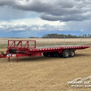 UNIVISION INDUSTRIES 30 FT. T/A DUALLY HAY TRAILER