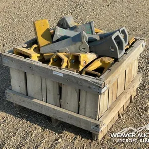 QTY OF MISC EXCAVATOR BUCKET TEETH