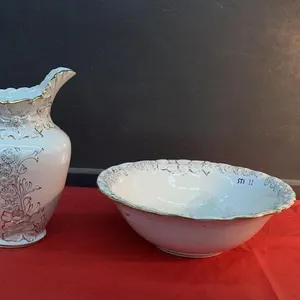 LABELLE VINTAGE WATER PITCHER & BOWL - WHITE W/ GOLD DETAILS