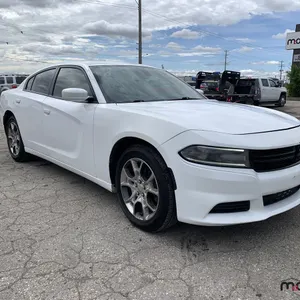 2017 Dodge Charger SXT Car