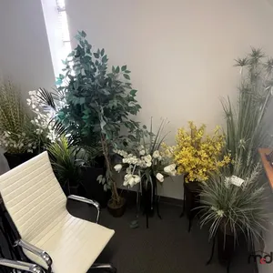 Artificial Flowers & Trees
 UNRESERVED