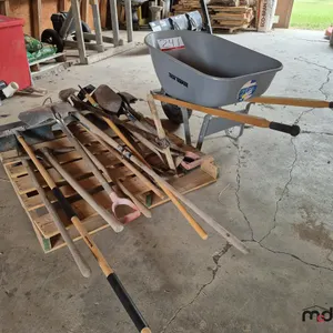 True Temper Wheelbarrow and Assorted Hand Tools
 UNRESERVED