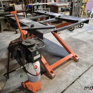 TMG Industrial 6,000 lb Mid Rise Scissor Lift
 UNRESERVED