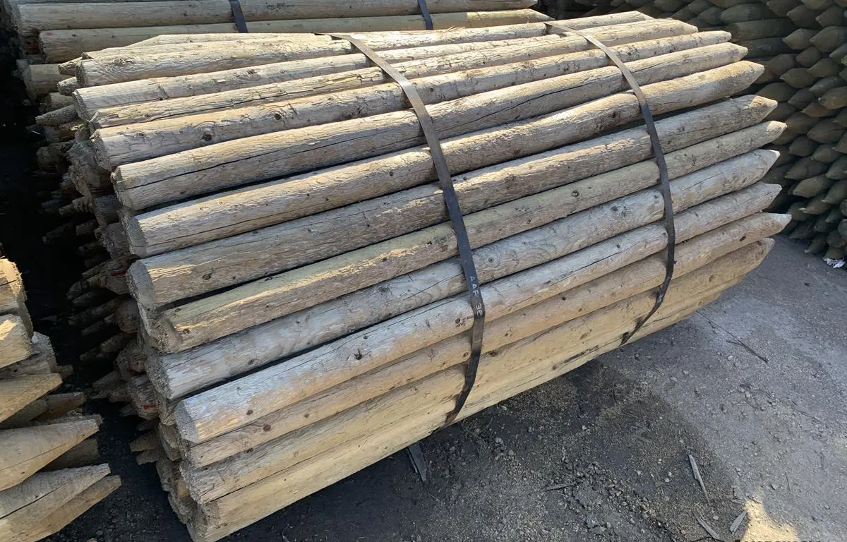 Lift of 4 x 7' Pressure Treated Posts UNRESERVED - Aucteeno
