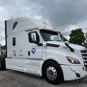 2018 Freightliner Cascadia T/A Sleeper Semi Truck
 UNRESERVED