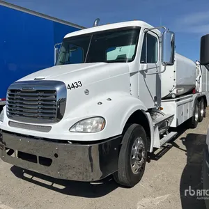 2008 Freightliner Columbia 112 6x4 Lube Truck