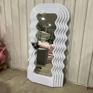 6' Illuminated Wall Mounted Mirror
 UNRESERVED