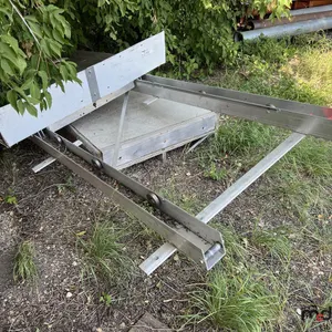 Aluminum Tracks and Concrete Wood Frame Platform
 UNRESERVED