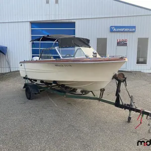 1989 Glascon Hourston Boat
 UNRESERVED