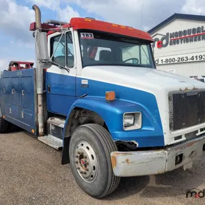 1995 Freightliner FL106 Truck w/ Century 5030 Wrecker Body
 UNRESERVED
