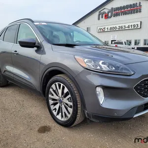 2022 Ford Escape Titanium SUV