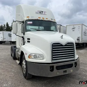 2016 Mack CXU Pinnacle T/A Day Cab Semi Truck
 UNRESERVED